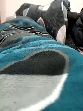 Manish48609 online show from January 14, 2025, 1:28 pm