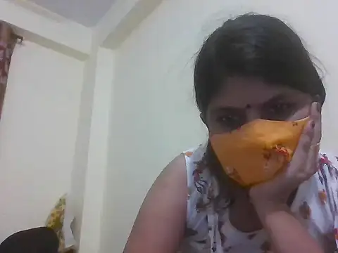 Sexxytannu online show from August 4, 2026, 8:24 pm