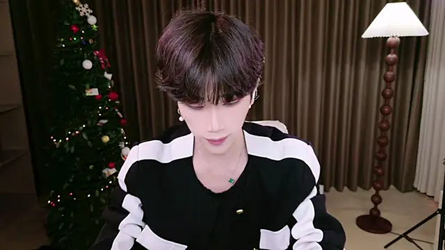 PiaoJunSun online show from August 7, 2026, 12:00 pm