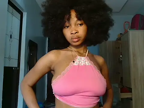 Snapshot of flirt_doll chatting on August 7, 2026, 12:11 pm flirt doll online show from August 7, 2026, 12:11 pm