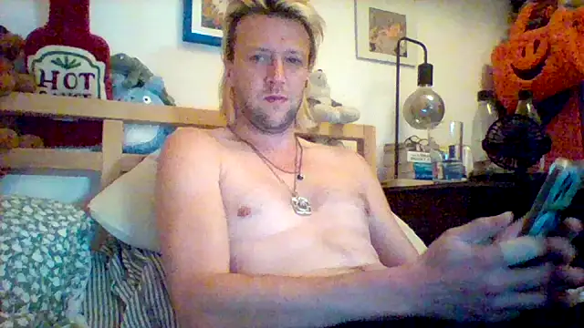 BigStraightAlex online show from August 7, 2026, 3:40 pm