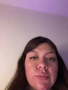 AnnaSanchez online show from August 10, 2026, 1:45 am