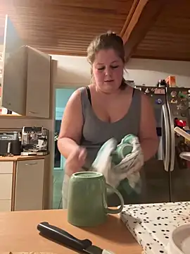 BootyLola online show from November 29, 2025, 4:07 pm