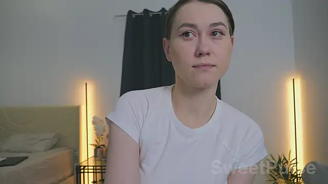 SweetPulse online show from November 25, 2025, 11:48 pm