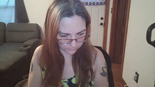 SweetAriesXO online show from February 6, 2026, 1:29 pm