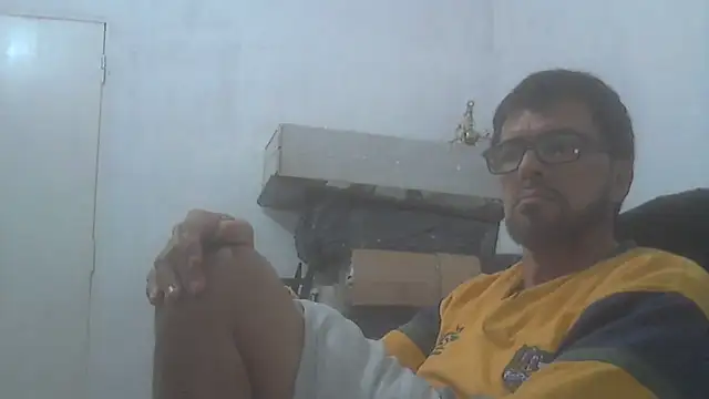 Snapshot of el_principe_hot chatting on April 19, 2026, 4:13 am el principe hot online show from April 19, 2026, 4:13 am