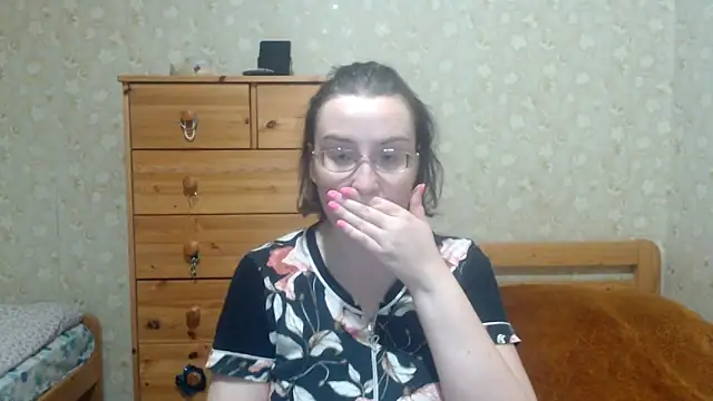 Smart Rose online show from November 14, 2025, 4:32 pm