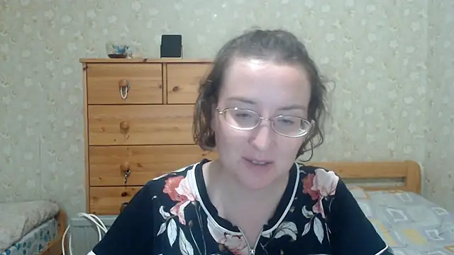 Snapshot of Smart_Rose chatting on September 17, 2025, 1:46 pm Smart Rose online show from September 17, 2025, 1:46 pm