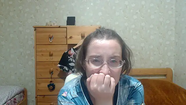 Snapshot of Smart_Rose chatting on September 22, 2025, 10:27 pm Smart Rose online show from September 22, 2025, 10:27 pm