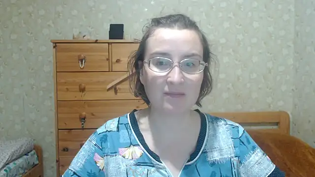 Snapshot of Smart_Rose chatting on October 11, 2025, 1:56 pm Smart Rose online show from October 11, 2025, 1:56 pm