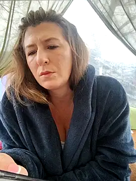 Natali UA online show from December 17, 2025, 7:46 am