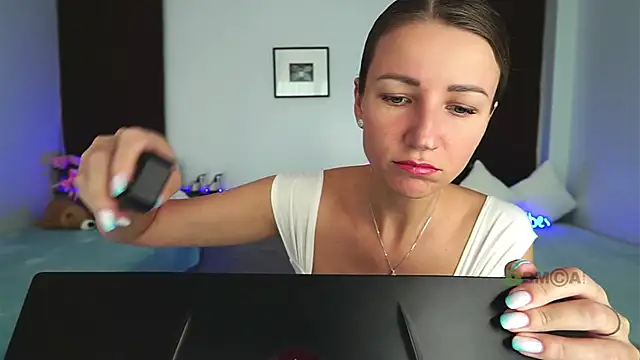 Snapshot of _Anna_Shine_ chatting on December 14, 2024, 7:07 am Anna Shine online show from December 14, 2024, 7:07 am