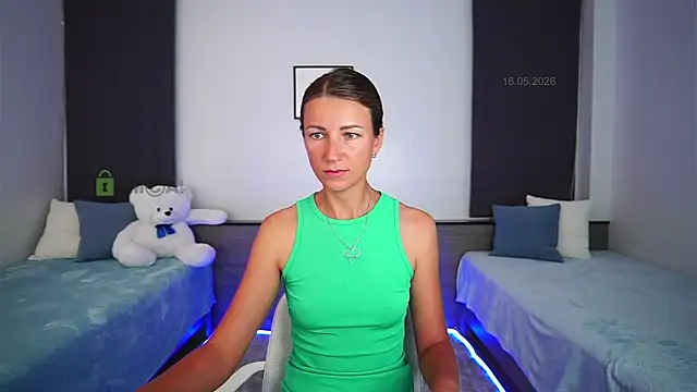  Anna Shine  online show from May 16, 2026, 9:19 am