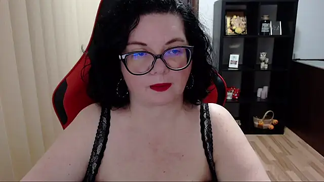 Snapshot of MissTroublle chatting on October 27, 2025, 11:11 am MissTroublle online show from October 27, 2025, 11:11 am