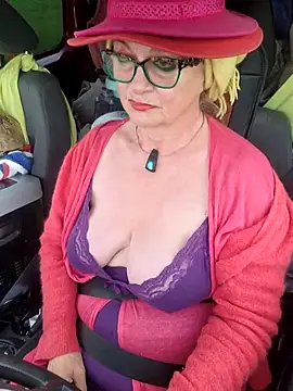 MucMilf59 online show from April 11, 2026, 7:05 am