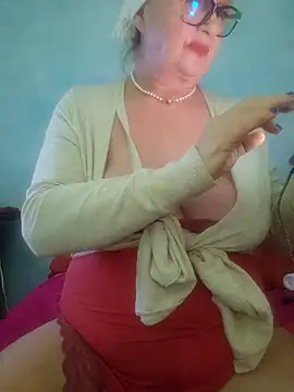 Snapshot of MucMilf59 chatting on February 1, 2026, 8:07 pm MucMilf59 online show from February 1, 2026, 8:07 pm