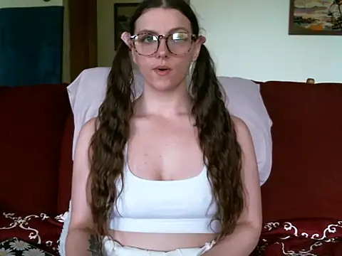 Snapshot of katie_kitten38 chatting on June 3, 2026, 1:34 pm katie kitten38 online show from June 3, 2026, 1:34 pm