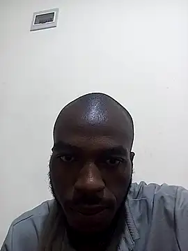 Kentcharming online show from May 5, 2026, 12:13 am