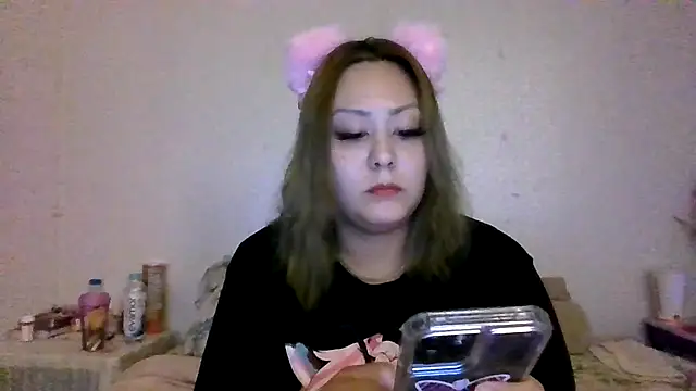 YOUNGFLICKA online show from November 23, 2025, 6:56 am