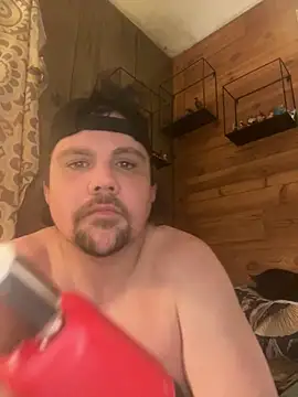 Snapshot of camowamo13 chatting on February 9, 2026, 3:26 am camowamo13 online show from February 9, 2026, 3:26 am