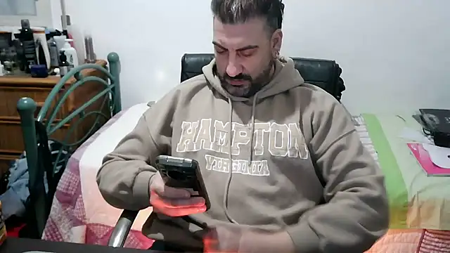 Italian dark desire online show from February 16, 2026, 11:31 am