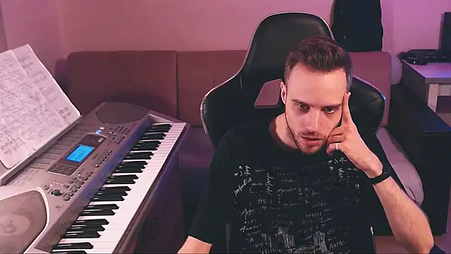 Sweetparker online show from December 19, 2025, 2:30 pm