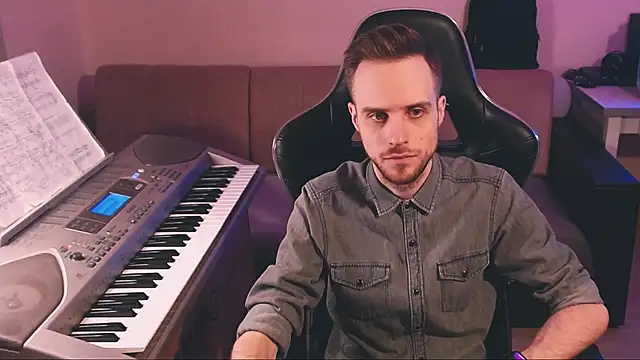 Sweetparker online show from February 25, 2026, 7:58 pm