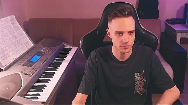 Sweetparker online show from February 7, 2026, 7:44 pm