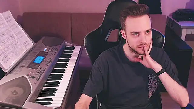 Sweetparker online show from October 27, 2025, 5:14 pm