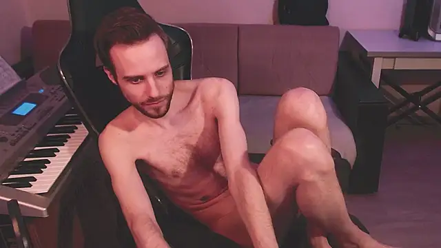 Sweetparker online show from March 1, 2025, 9:18 am