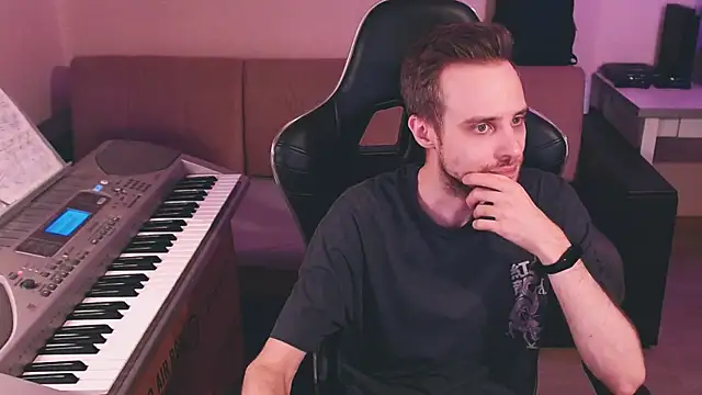 Sweetparker online show from September 15, 2025, 2:39 pm