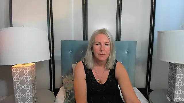 EricaTop online show from September 8, 2025, 3:55 pm