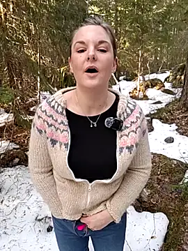 SwedishJennifer online show from March 10, 2026, 1:15 pm