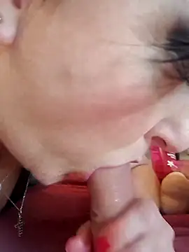 Snapshot of lucillabollente chatting on February 26, 2026, 5:40 am lucillabollente online show from February 26, 2026, 5:40 am