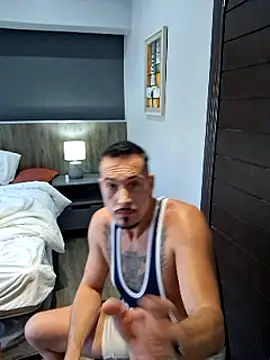 Snapshot of Dv8rBoy666 chatting on January 19, 2025, 5:37 am Dv8rBoy666 online show from January 19, 2025, 5:37 am