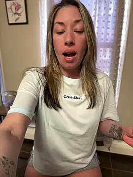  NinaLuvSins  online show from April 3, 2026, 6:14 pm