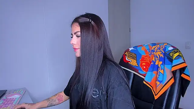 Lisegg  online show from April 14, 2026, 10:20 am