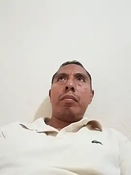 Snapshot of desnudo_Sexoxo chatting on January 6, 2025, 2:15 am desnudo Sexoxo online show from January 6, 2025, 2:15 am