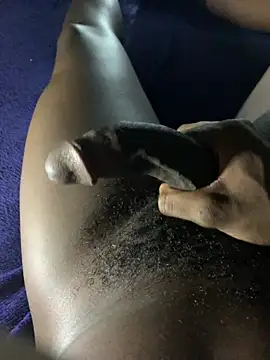 Snapshot of Curvy_conda chatting on January 10, 2025, 10:04 pm Curvy conda online show from January 10, 2025, 10:04 pm