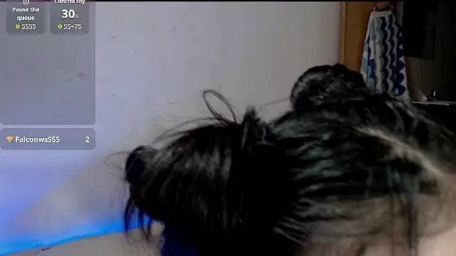 evolet01 online show from October 28, 2025, 2:34 am