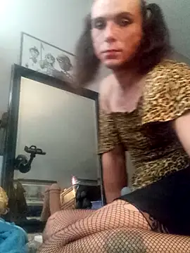 Snapshot of sissyvee chatting on December 13, 2024, 4:49 pm sissyvee online show from December 13, 2024, 4:49 pm