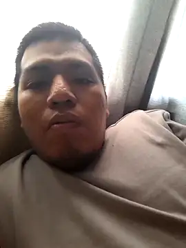 Snapshot of juliopantoja chatting on March 11, 2026, 3:28 pm juliopantoja online show from March 11, 2026, 3:28 pm