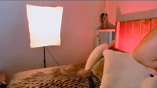 dulce doll1 online show from January 10, 2026, 3:35 am