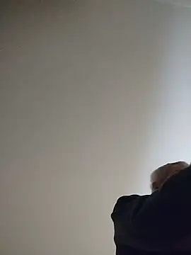 Biknight online show from February 25, 2026, 12:38 pm