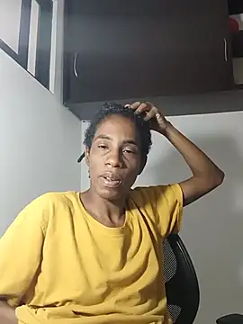 Snapshot of africa_deluxe chatting on July 19, 2026, 5:10 pm africa deluxe online show from July 19, 2026, 5:10 pm