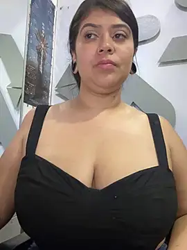 Snapshot of emilyjohanson chatting on March 12, 2025, 6:43 pm emilyjohanson online show from March 12, 2025, 6:43 pm