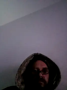 Skody31 online show from May 11, 2026, 4:26 pm
