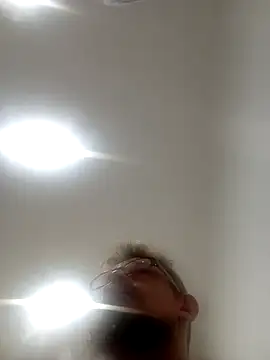 Snapshot of Skody31 chatting on January 17, 2026, 11:41 pm Skody31 online show from January 17, 2026, 11:41 pm