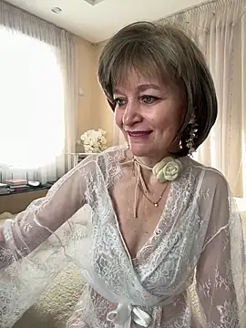 Melljoy online show from April 13, 2026, 5:00 am