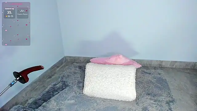 Sofi Smiley online show from March 17, 2026, 2:36 am